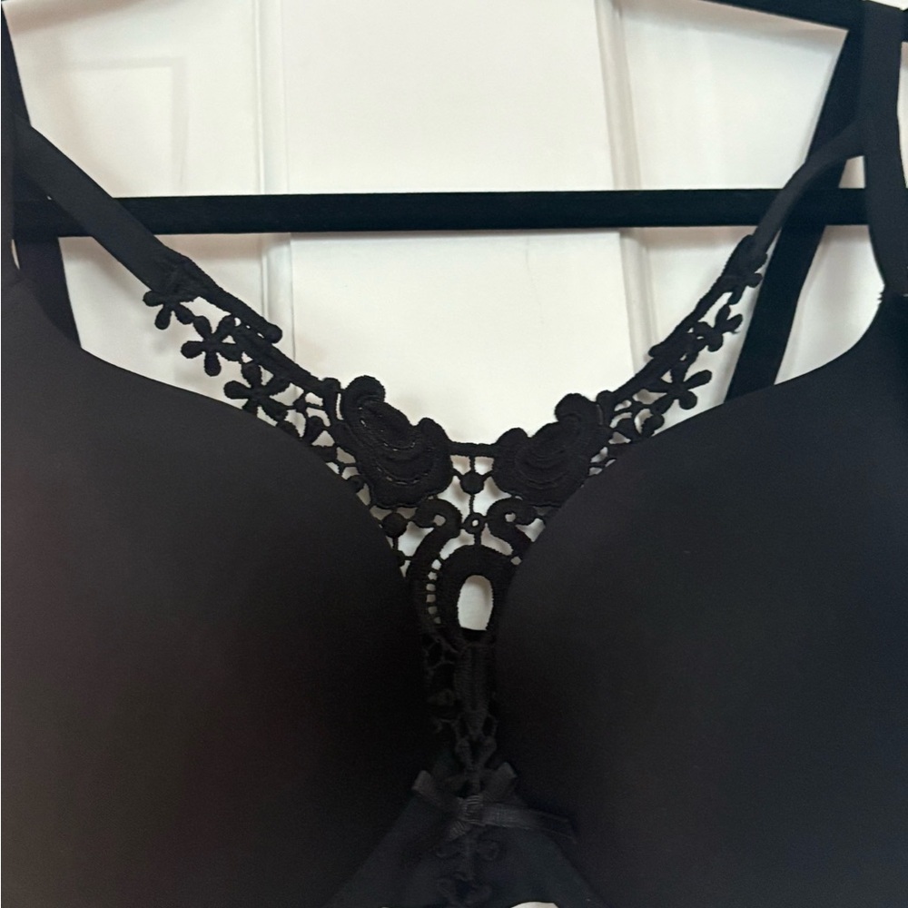 Youmita Black Floral Lace Bra - Picture 2 of 4